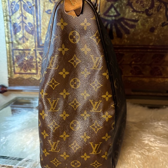 Louis Vuitton Flanerie Handbag
Monogram Canvas 50 - Picture 8 of 9